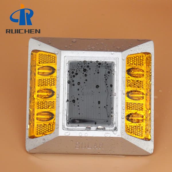 <h3>Hot Sale Road Stud Light For Road Safety--RUICHEN Solar road </h3>
